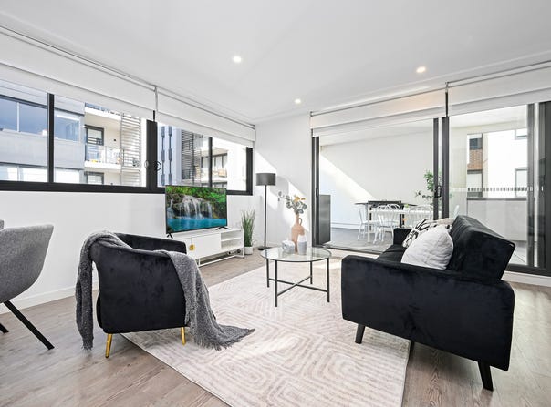 506/81C Lord Sheffield Circuit, Penrith, NSW 2750