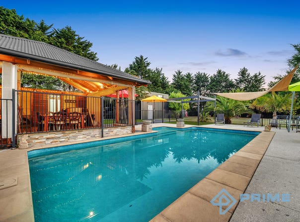 33 Cranston close, Narre Warren North, Vic 3804