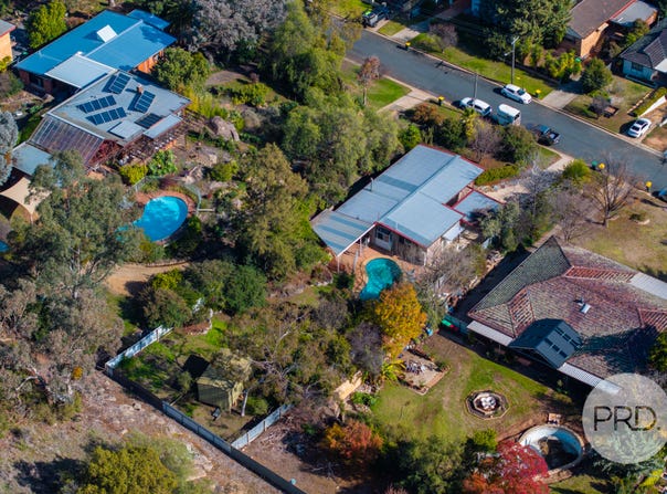 11 Colong Place, Kooringal, NSW 2650