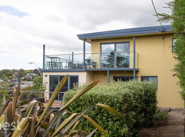 1 & 2/98-100 Penquite Road, Newstead, Tas 7250