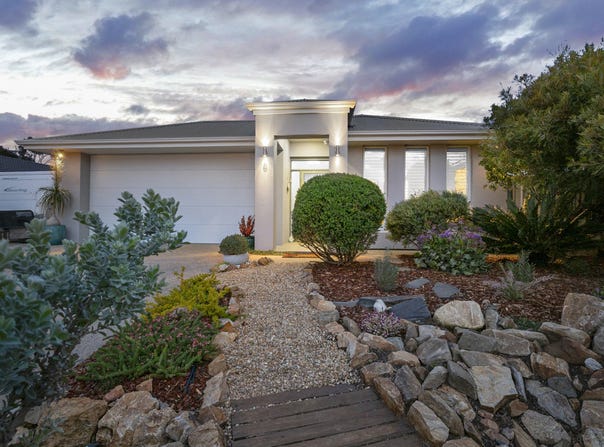 6 Resolute Avenue, Normanville, SA 5204