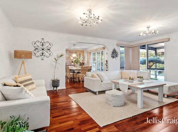 11 Partridge Way, Mooroolbark, Vic 3138