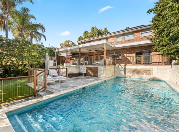 136 Brushwood Drive, Alfords Point, NSW 2234