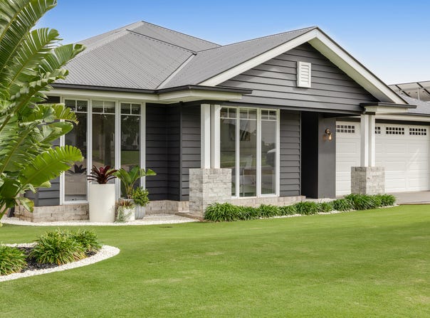 25 Alexander Avenue, Highfields, Qld 4352