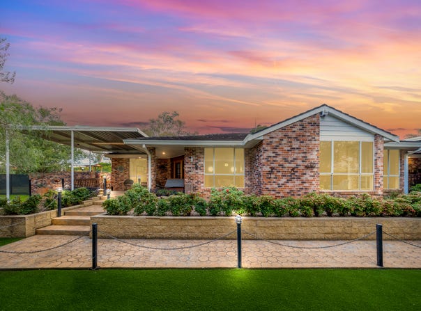 137 LONGHURST ROAD, Minto, NSW 2566