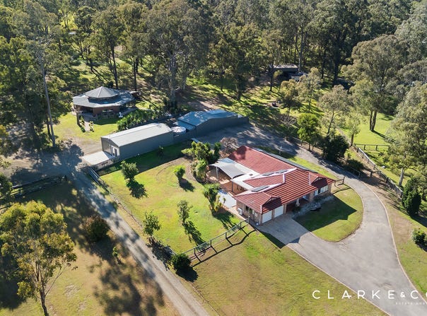15 & 15A Nottage Hill Close, Branxton, NSW 2335