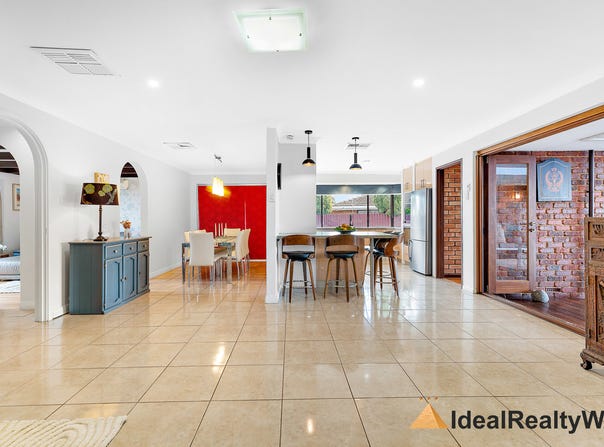 18 Elona Close, Willetton, WA 6155