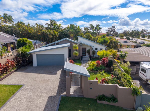 3 Grenaside Court, Robina, Qld 4226