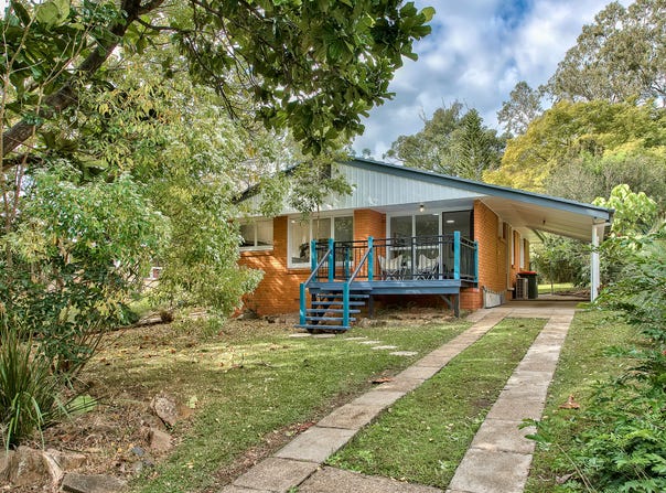 16 Paten Road, The Gap, Qld 4061