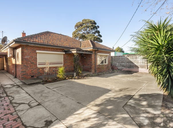 160 Warrigal Road, Oakleigh, Vic 3166