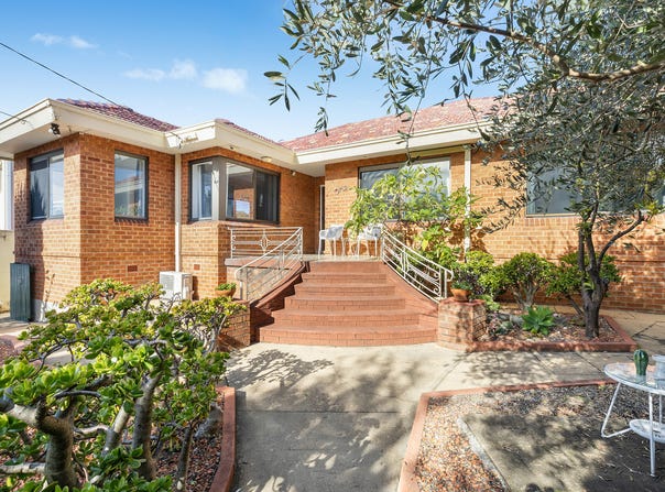 1 Madrers Avenue, Kogarah, NSW 2217