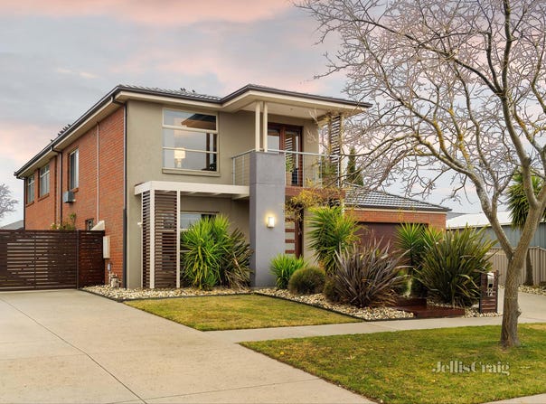 12 Peppertree Court, Alfredton, Vic 3350