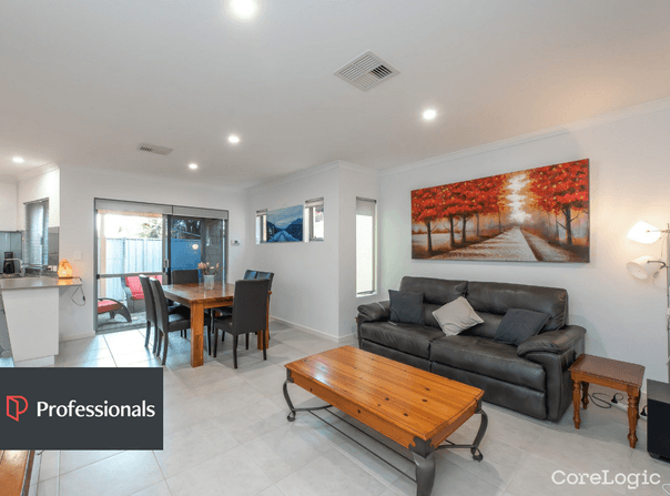 11c Phillips Grove, Innaloo, WA 6018