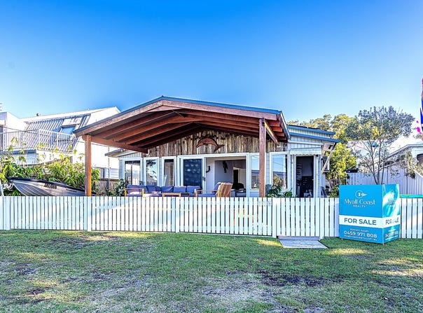 111 Marine Drive, Tea Gardens, NSW 2324