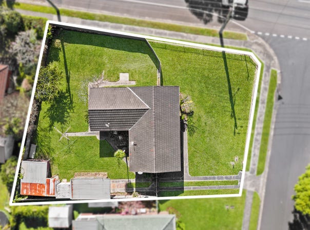 2 Pemworth Close, Wyoming, NSW 2250