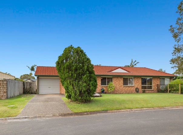 2/2 Edward Avenue, Pottsville, NSW 2489