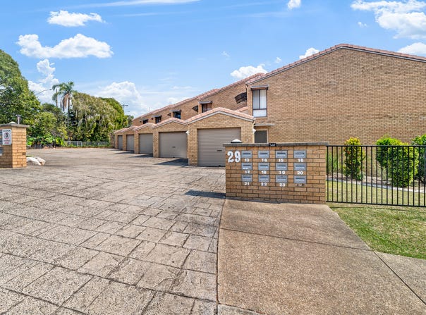 11/29 Browning Boulevard, Battery Hill, Qld 4551
