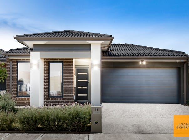 18 Juliete Street, Strathtulloh, Vic 3338