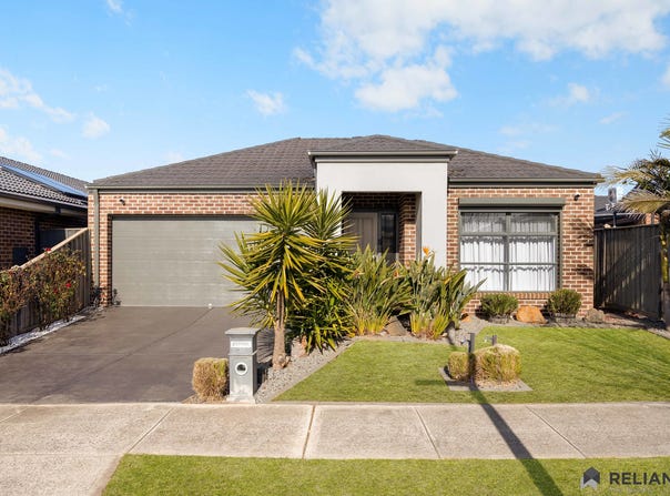 36 Hartney Avenue, Mickleham, Vic 3064