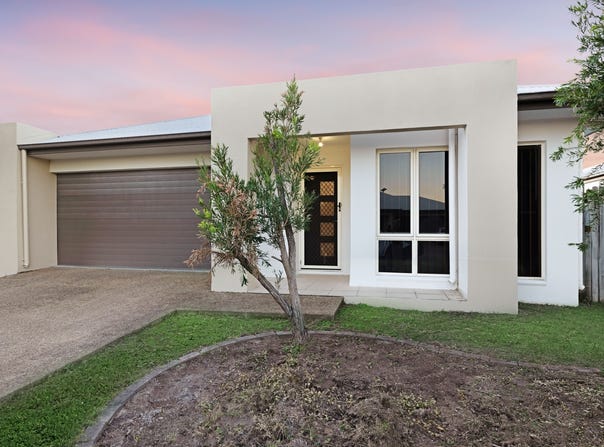 5 Corang Way, Kelso, Qld 4815