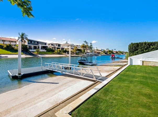 49 Platypus Avenue, Sorrento, Qld 4217