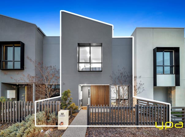 107 Hayton Park Boulevard, Cranbourne West, Vic 3977