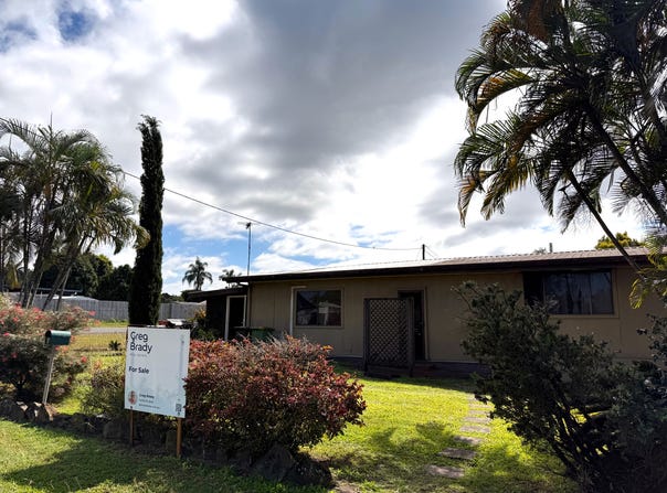 8 Leslie Street, Sarina, Qld 4737