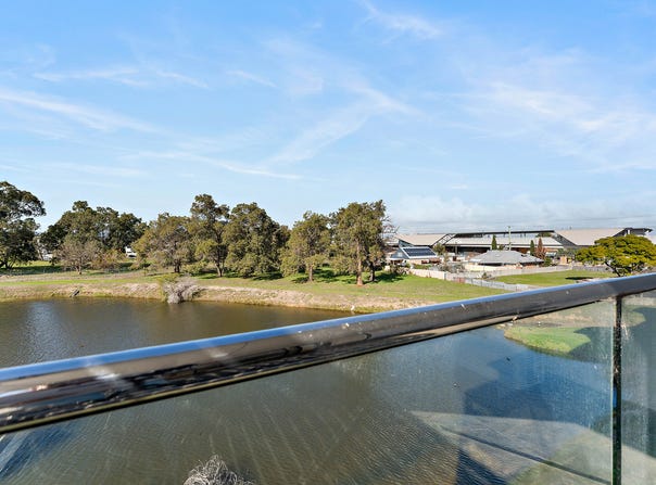 219/348 Railway Parade, Beckenham, WA 6107