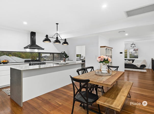 26 Hecklemann Street, Carina Heights, Qld 4152
