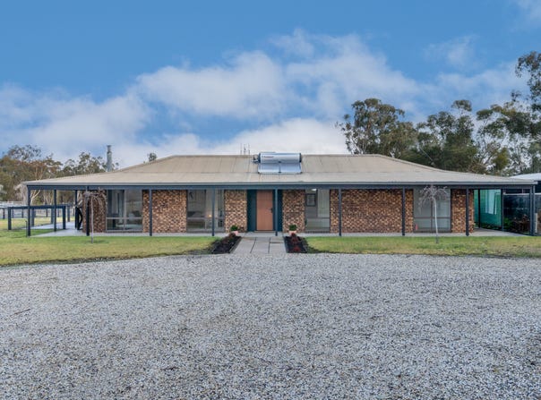 210 Highlands Road, Seymour, Vic 3660