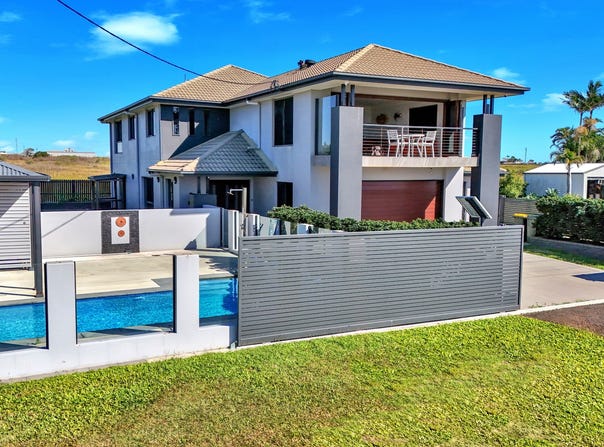 148 Esplanade, Elliott Heads, Qld 4670