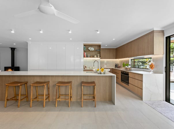 52 Silverwood Drive, Cooroibah, Qld 4565