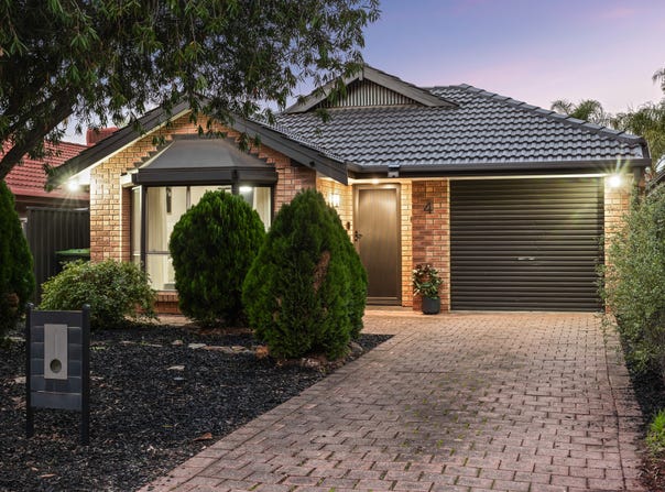 4 Salzmann Drive, Pooraka, SA 5095