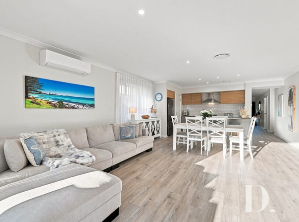 4 Sandcastle Drive, Sandy Beach, NSW 2456