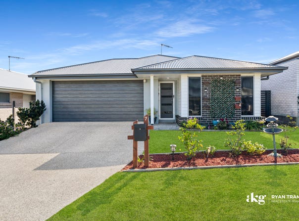 7 Cottee Circuit, Park Ridge, Qld 4125