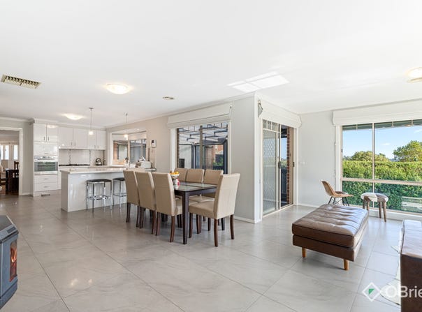 9 Alocasia Close, Lysterfield, Vic 3156