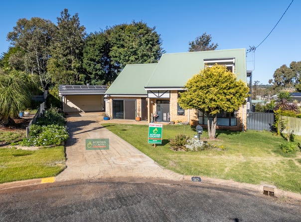 20 Lister Court, Kingaroy, Qld 4610