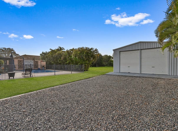 12 Twolyn Street, Urangan, Qld 4655
