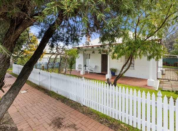 63 East Street, Guildford, WA 6055