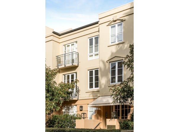 35/1 Wellington Crescent, East Melbourne, Vic 3002