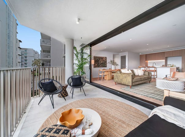304/17 The Esplanade, Maroochydore, Qld 4558
