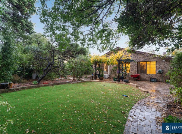 75 Snowball Road, Kalamunda, WA 6076