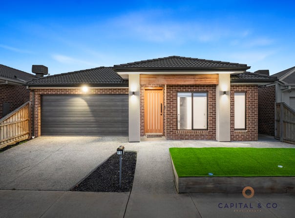15 Madura Promenade, Mickleham, Vic 3064