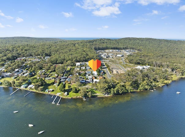 8 Berncla Avenue, Nords Wharf, NSW 2281