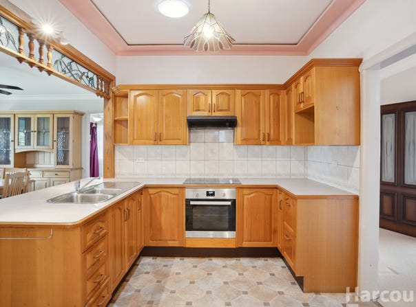 6 Elrington Avenue, West Kempsey, NSW 2440