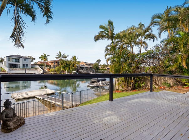 6 Nautilus Place, Biggera Waters, Qld 4216