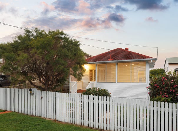 36 Tweedale Street, Graceville, Qld 4075