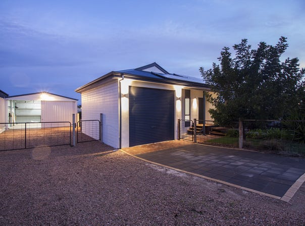 6 Spry Court, Moonta Bay, SA 5558
