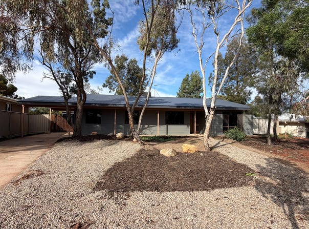 26 Kennebery Cres, Roxby Downs, SA 5725