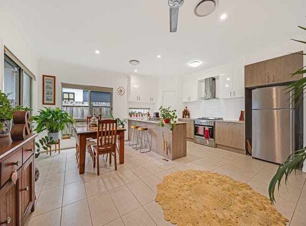 9 Kite Street, Mountain Creek, Qld 4557